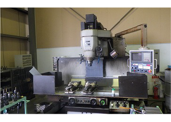 ＮＣフライス盤