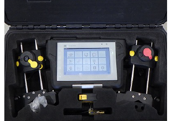 レーザー芯出し器